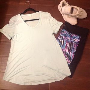 Hailey & Co lightweight Women's Shirt